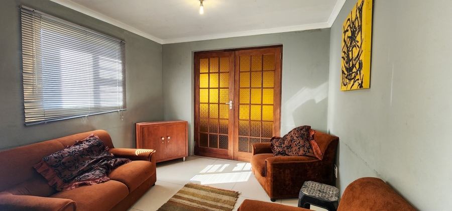 4 Bedroom Property for Sale in Struisbaai Western Cape